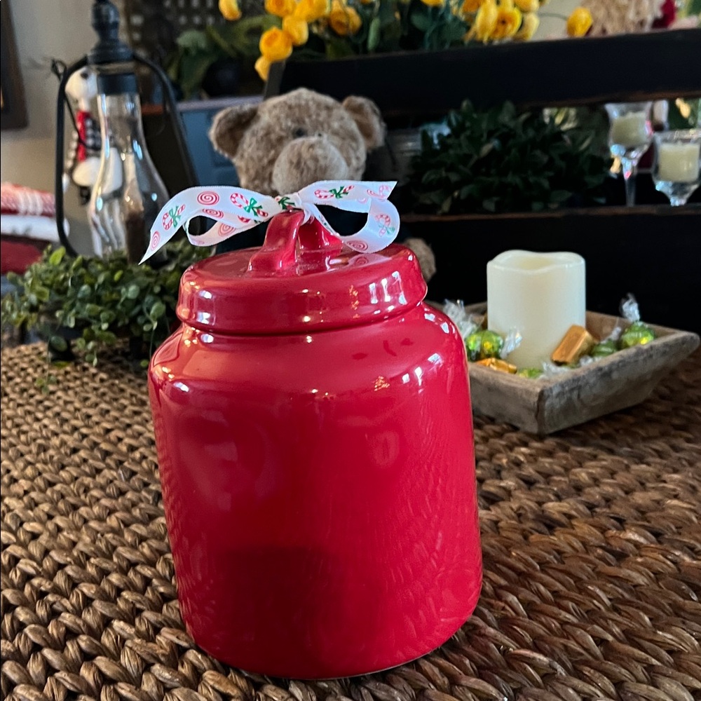 Rae Dunn Holiday Canister/ Cookie Jar - Picture 2 of 4